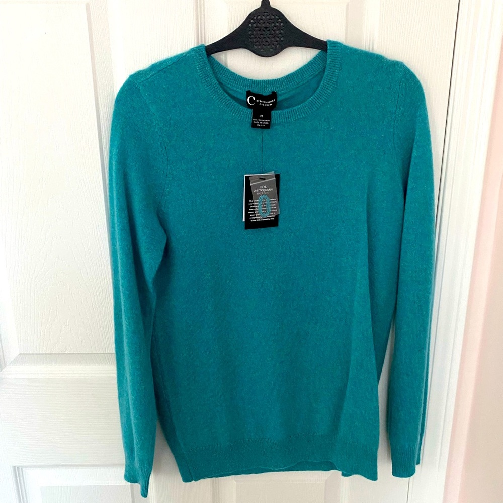 NWT Bloomingdale’s Cashmere Sweater